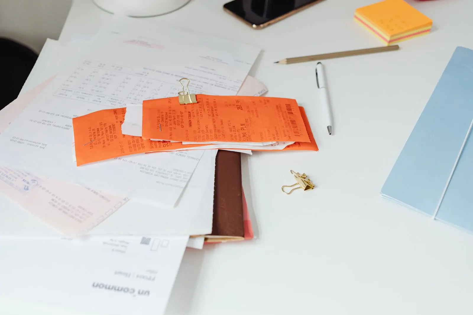 Illustration pour l'article : Automatiser sa facturation d'artisan sans changer de logiciel